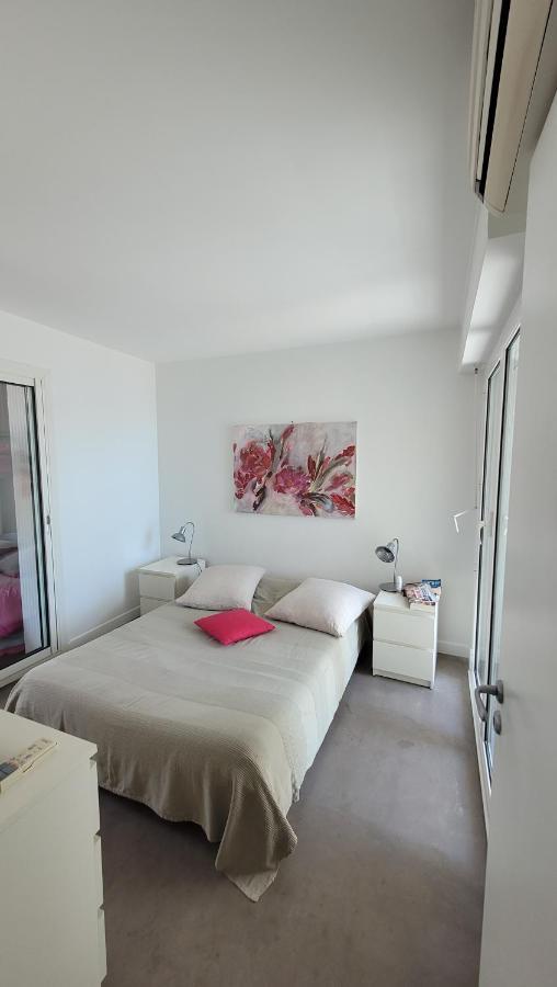 Les Pieds Dans L'O - Appartement 50M2 Front De Mer Saint-Cyr-sur-Mer Buitenkant foto