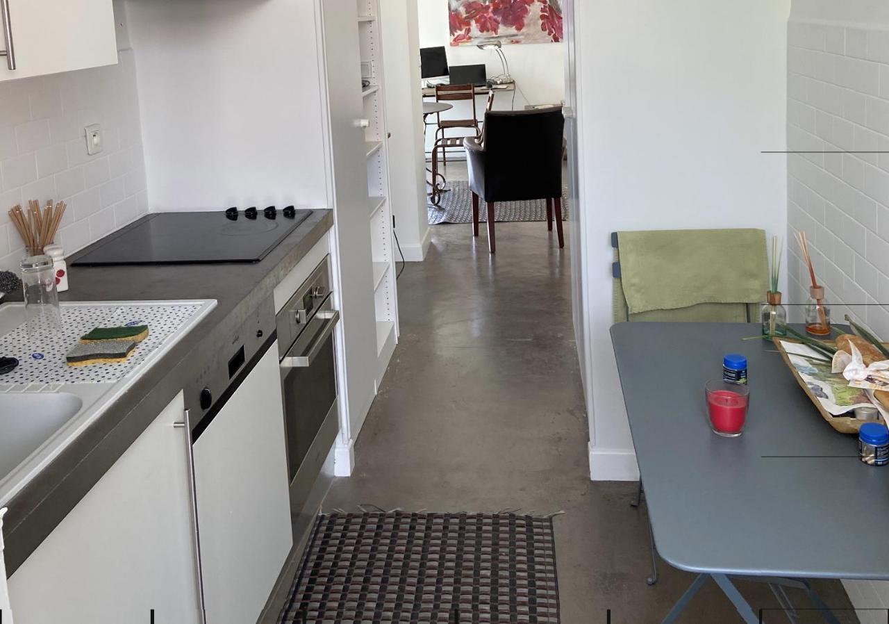 Les Pieds Dans L'O - Appartement 50M2 Front De Mer Saint-Cyr-sur-Mer Buitenkant foto
