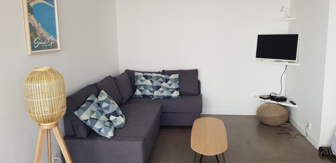 Les Pieds Dans L'O - Appartement 50M2 Front De Mer Saint-Cyr-sur-Mer Buitenkant foto